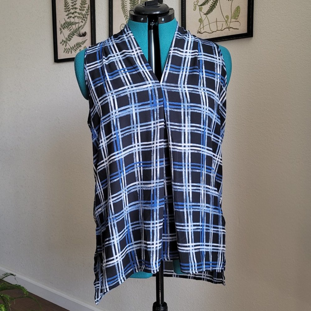 Floral and Ivy Sleeveless Flouncy Blouse. Black/Blue Check, Womens Size Medium.